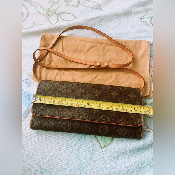 Louis Vuitton Pochette Twin GM Shoulder‎ Bag Monogram Canvas With Dust Bag - Picture 7 of 12